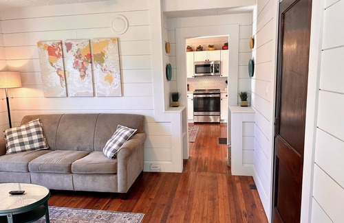 Long View Apartment | Unforgettable Stay at The Wright Flyer with Ocean View