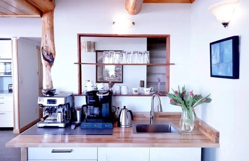 Bayfield House | The Wright House - Bayfield retreat space! Sleeps 16