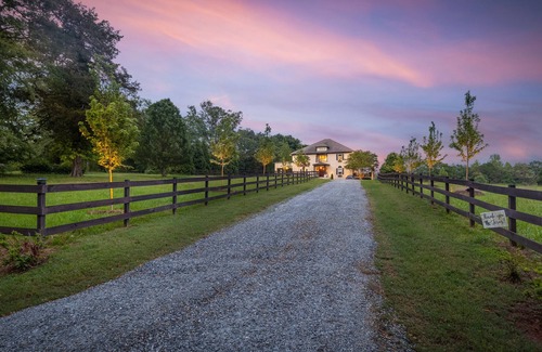 Simpsonville House | Experience The Wright Place: Pool, Hot Tub & 10/10 Rating