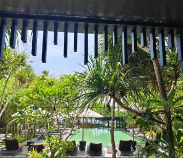 Nuea Khlong Resort | Discover The Wynn Kohjum: Oceanfront, Family-Friendly Escape