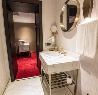 Altınordu Hotel | Relax at The Wyspy Hotel: Family-Friendly with Spa Amenities