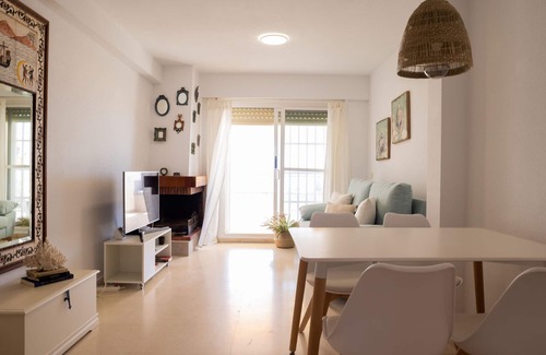 Xeraco Apartment | Beachfront Bliss at The Xeraco Apartment with Spa & Breakfast