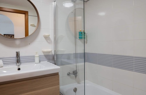 Xeraco Apartment | Beachfront Bliss at The Xeraco Apartment with Spa & Breakfast