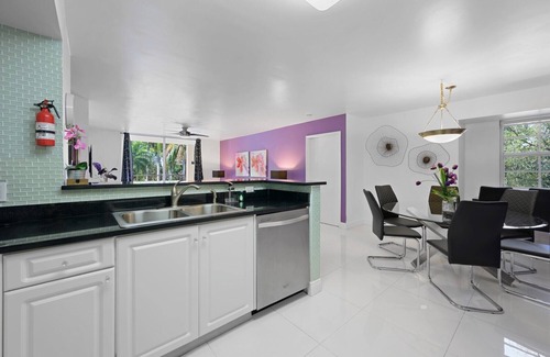 Aventura Apartment | Relaxing Oceanfront Getaway at The Yacht Club Aventura