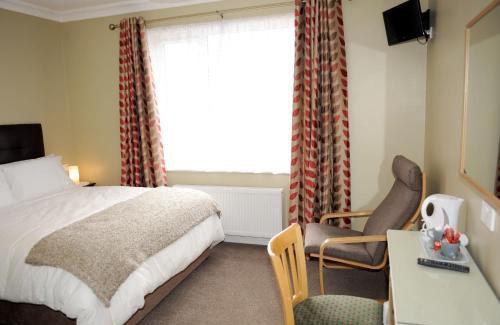 Navan Bed & Breakfast | Enjoy a Delightful Stay at The Yellow House B&B