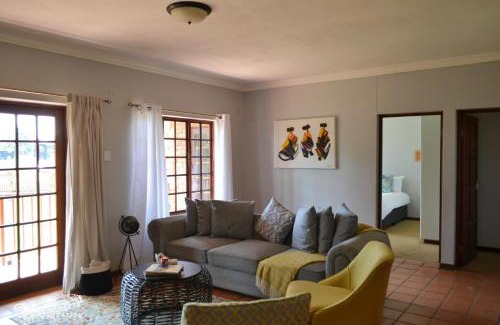 Dullstroom Apartment | The Yems