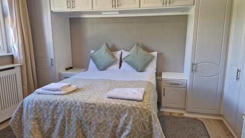 Fisherstown House | Child-Friendly Getaway at The Yoke - Rated 9.2/10