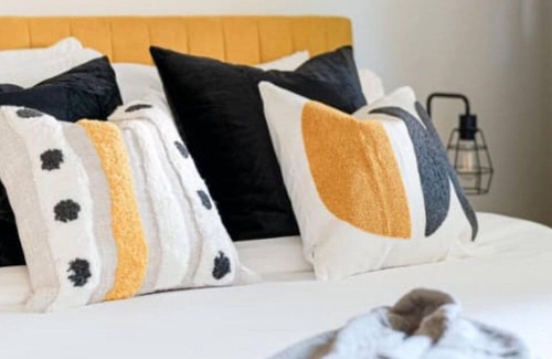 North University Apartment | Discover The Yonder: Family-Friendly Stay with Kitchen & TV