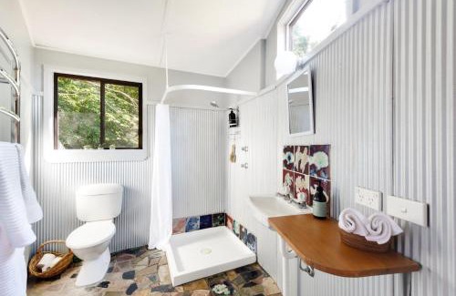 Bellawongarah House | Experience The Yurt at Lothlorien: Rated 8.6/10 by Guests