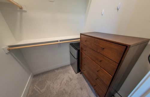 Berkley Condo | Discover The Zen Den - A Tranquil City Oasis Awaits You