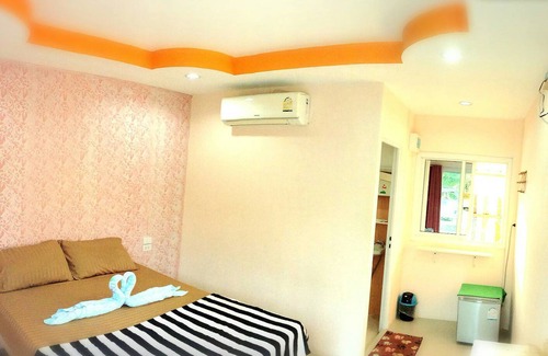 Suphan Buri Hotel | Experience The Zoosk Resort: Family-Friendly with Top Ratings