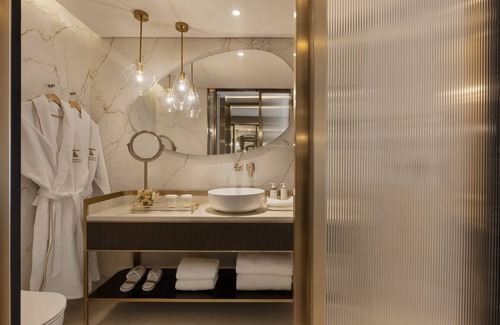 Talbieh Hotel | Discover Theatron Jerusalem Hotel & Spa with Top Amenities