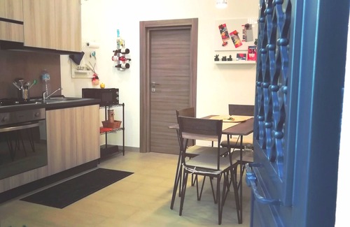 Old Town House | Historic THEATRONHOUSE in Catania with Ocean View & Spa
