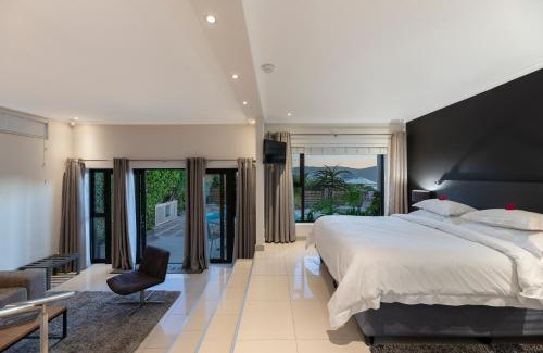 Paradise House | Experience THEBLOEM Guest Suites: 5-Star Excellence