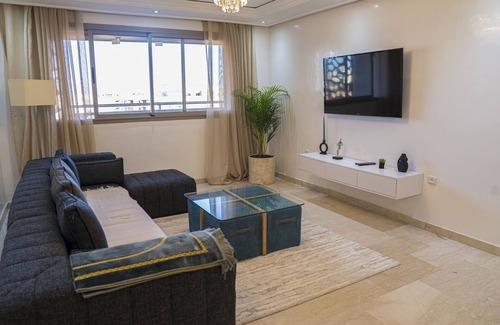 Semlalia Apartment | Cozy Gueliz Apartment at TheCasaEdition with Breakfast