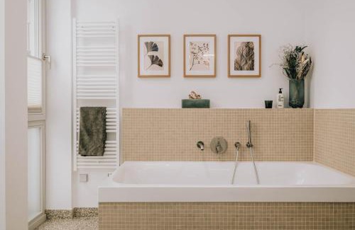 Bad Saarow Apartment | Experience TheChipp: Designer Apartment with Ocean Views