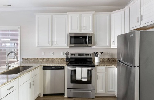 Huntsville Apartment | TheCottages 1BD 2 - One Bedroom Apartment, Sleeps 2