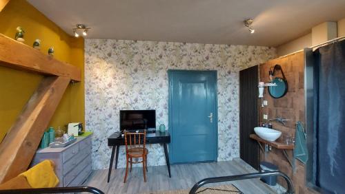 Schuwacht Bed & Breakfast | Rated 9/10: Theetuin Onder de Pannen with Family Amenities