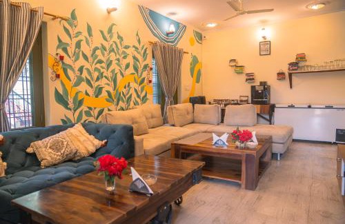 Kaul Hotel | Discover The Himalayan Living Whistling Pines: 4-Star Comfort