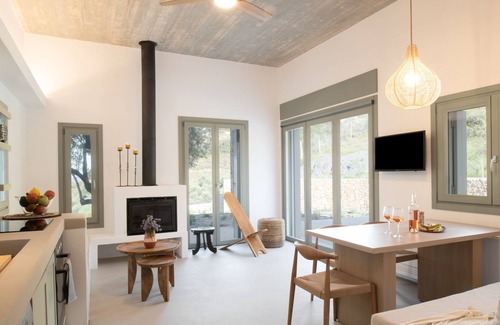 Skiros Villa | Themis Homes Karpo in Skyros