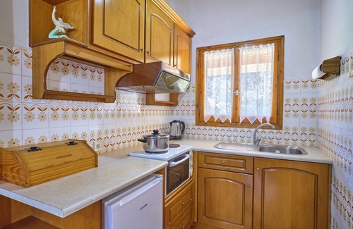 Agios Stefanos Avliotes Apartment | Discover Theodora Apartment 1 with Ocean View & Pool