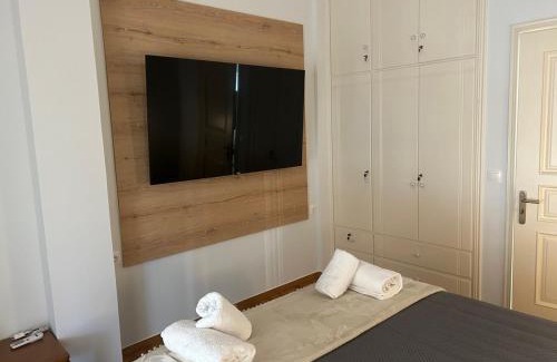 Panaitolion Apartment | Exceptional Theodora Suite with Smart Key Features