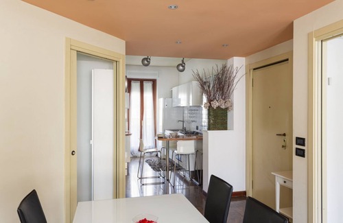 Portello Apartment | Stylish Apartment Steps from Sempione and City Life