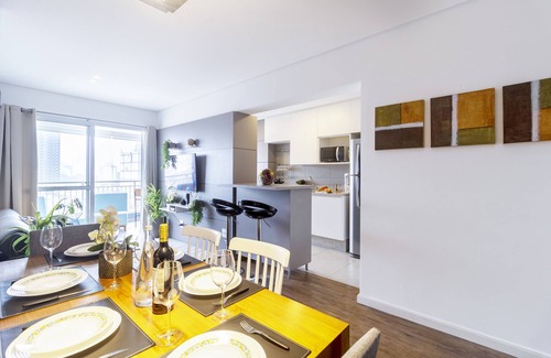 Pinheiros Apartment | Relax at Thera Faria Lima: Pet-Friendly with Pool & Spa