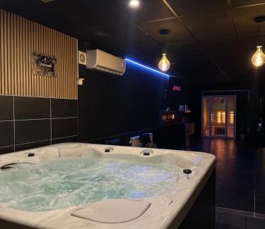 Courcelles Apartment | Thera Priva chambre de luxe