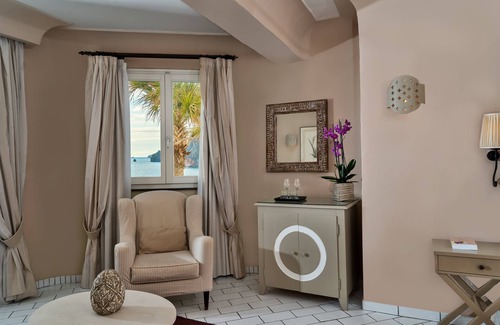 Vulcanello Hotel | Indulge at Therasia Resort Sea & Spa - 5-Star Bliss Awaits