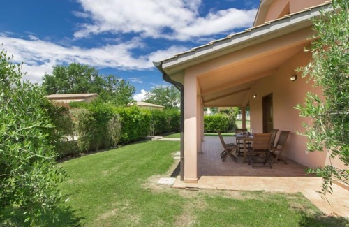 Sorano House | Relax at Thermae Villa 36 with Oceanfront Views & Spa