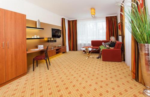 Riedenburg Hotel | Relax at Thermalhotel Gass: Oceanfront Spa Retreat