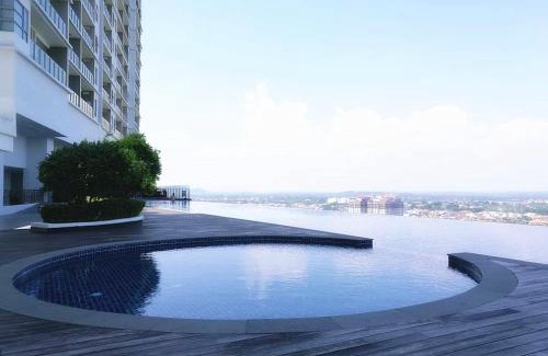 Malacca City Apartment | Modern Retreat at Thermospace Silverscape Melaka City