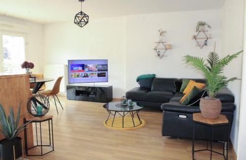 Longwy Apartment | Cozy TheSkyFall Apartment with Terrace and Child-Friendly Amenities