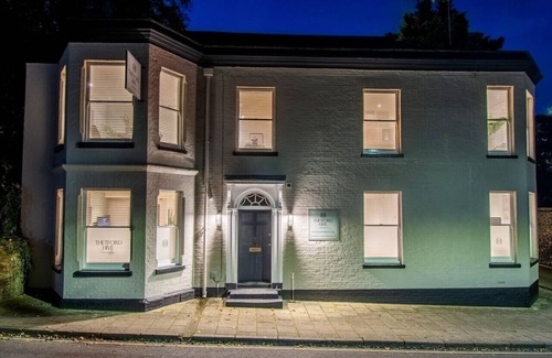 Thetford House | Thetford Hive Aparthotel - One Bedroom Suite 11