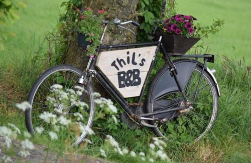 Municipality of Hof van Twente Bed & Breakfast | Welcoming Thil's Bed and Breakfast: Family-Friendly Retreat