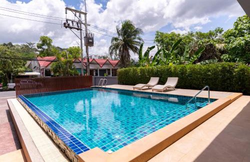 Downtown Krabi Hotel | Thip Thip Hotel: Oceanfront Escape with Pool & Breakfast