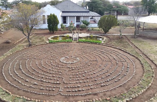 Ventersburg House | Budget-Friendly Stay at Third Rock Guesthouse - Pet & Child Friendly
