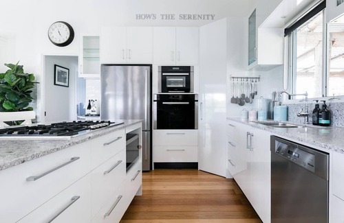 Cooroy Cottage | Thirlestane Farm Cottage & Barn: Guest Rated 10/10, Ocean Views