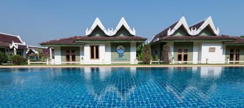 Wang Pong House | Pet-Friendly Khao Tao Lake & Beach Villas with Ocean Views