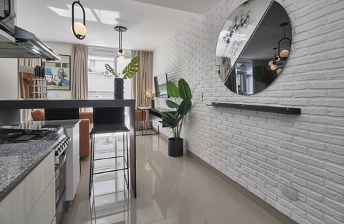 San Nicolas Apartment | Modern Apartment in Centro, Buenos Aires with Pool & Spa