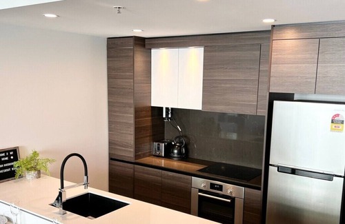 City East Apartment | This apartment is a 1 bedroom(s), 1 bathrooms, located in City, ACT.
