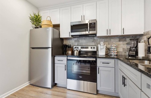 Hampton Apartment | This apartment is a 2 bedroom(s), 1 bathrooms, located in Hampton, VA.