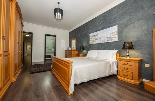 Gzira Apartment | Modern 2-Bedroom Apartment in Vibrant Tas-Sliema
