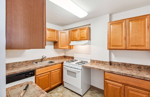 Downtown Harrisburg Apartment | Modern 2-Bedroom Apartment with Pool in Harrisburg, PA