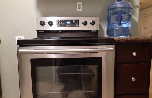 Biggs Field Apartment | This apartment is very convenient for people who want to relax.