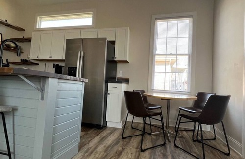 Gas City House | Cozy 2-Bedroom Bungalow in Gas City, IN with Kitchen & Breakfast
