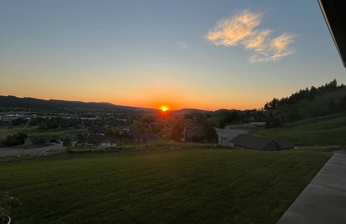 Sturgis House | Experience Amazing Views in Family-Friendly Accommodations