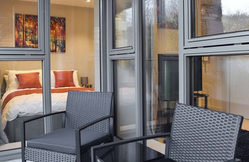 Backbarrow Cottage | Unrivaled River Leven Views with Breakfast & Family Amenities