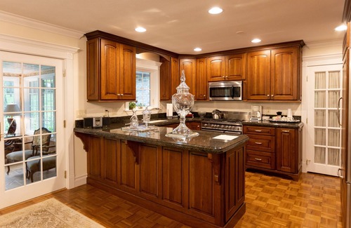 Carbondale House | Beautiful Cobblestone Home with 4 Bedrooms and Pool Access